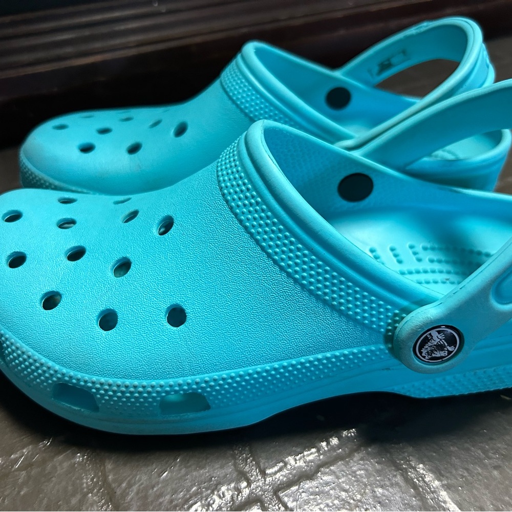 Aqua Crocs